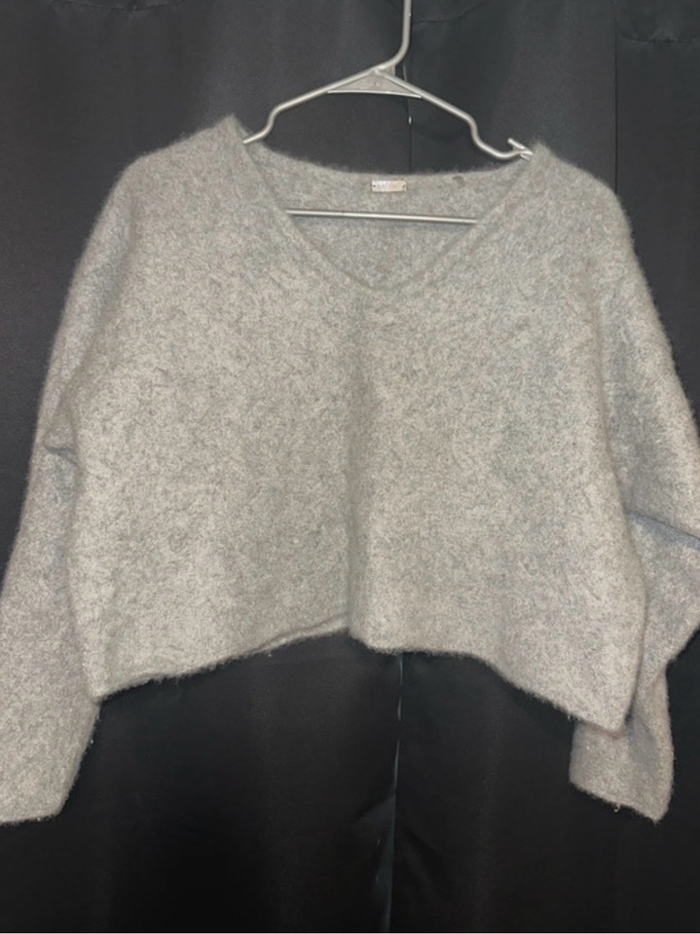 Margaret O'Leary Cropped V-Neck Fuzzy Sweater in Light Gray